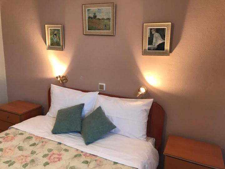 Lodge Mikro Katafygio *